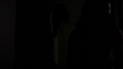 بریت دختر با دست به کفل زده, فیلم سکسی و عاشقانه دهنی