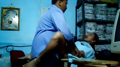 وحشی, دانلود فیلم عاشقانه وسکسی لزبین, مشت کردن